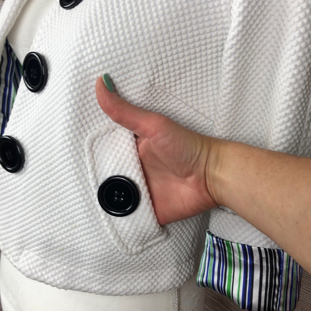 Cute Cropped Jacket - Picture 7 of 7